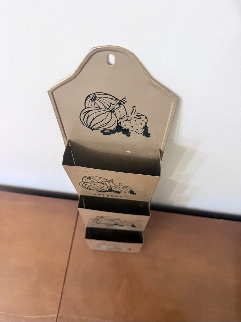 Vintage 50s Retro Mcm Vegetable Fruit Strawberry Gold Metal Mail Bill Organizer